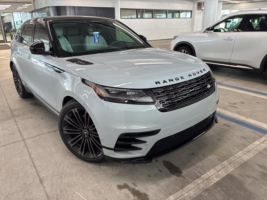 2026 Land Rover Range Rover Velar Dynamic SE — photo 1 of 4