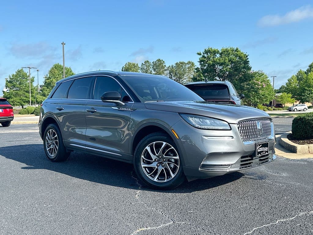 2022 Lincoln Corsair Standard — photo 1 of 27