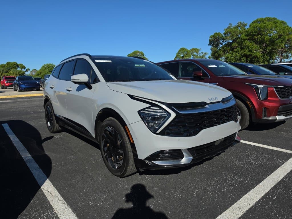 2025 Kia Sportage SX-Prestige — photo 1 of 19