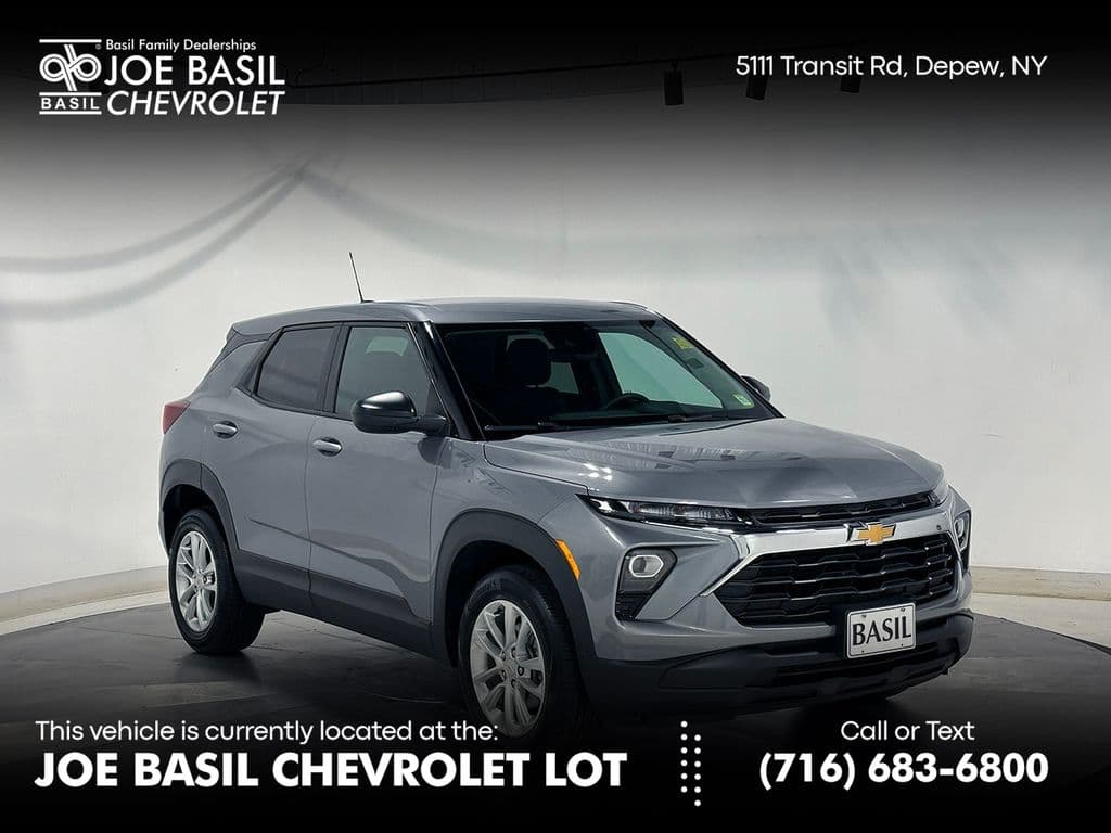 2024 Chevrolet Trailblazer LS — photo 1 of 37