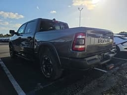 Extra Photo