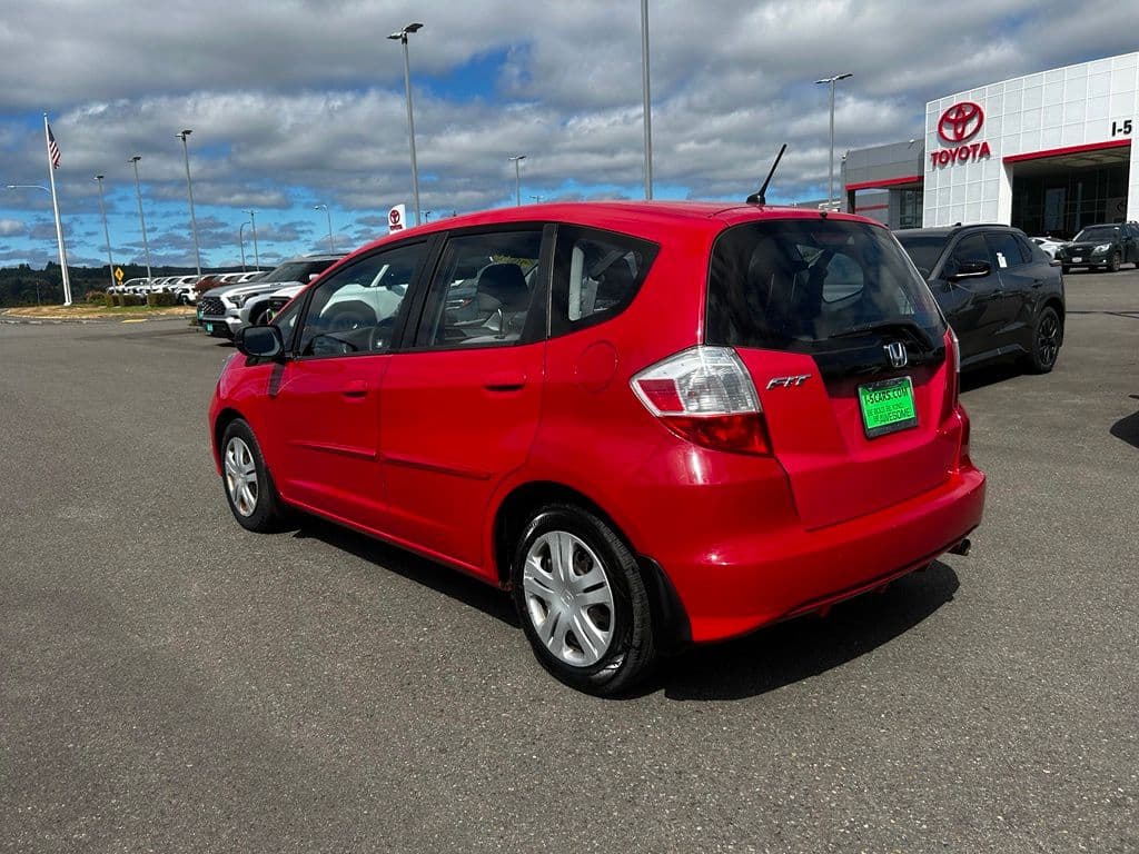 2011 Honda Fit Base — photo 1 of 17