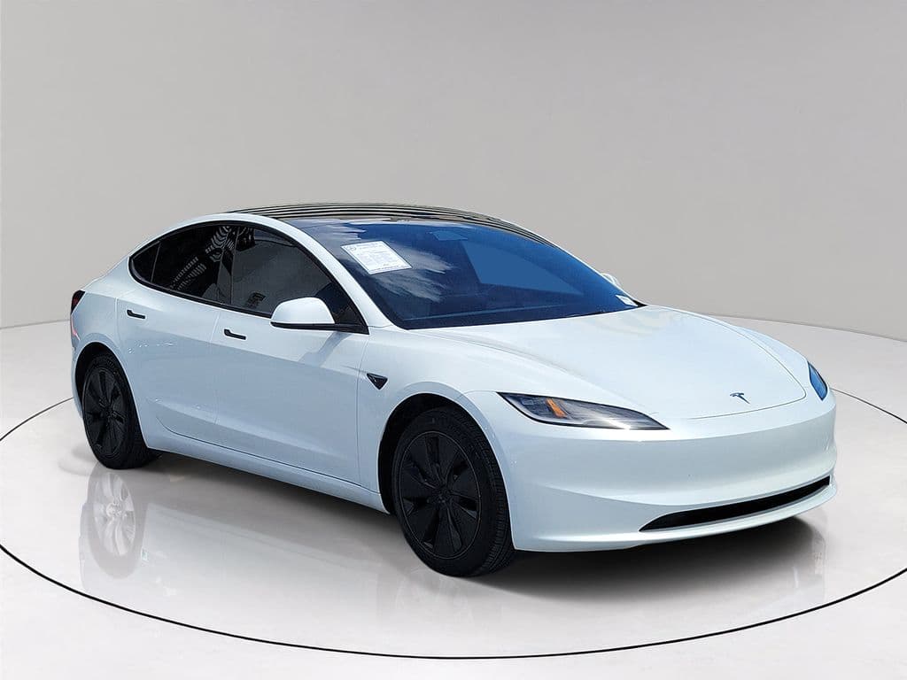 2025 Tesla Model 3 Long Range — photo 1 of 28