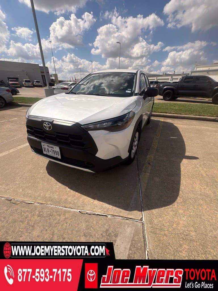 2026 Toyota Corolla Cross L — photo 1 of 6