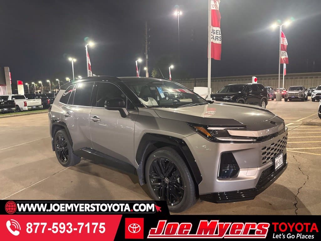 2026 Toyota RAV4 XSE — photo 1 of 4