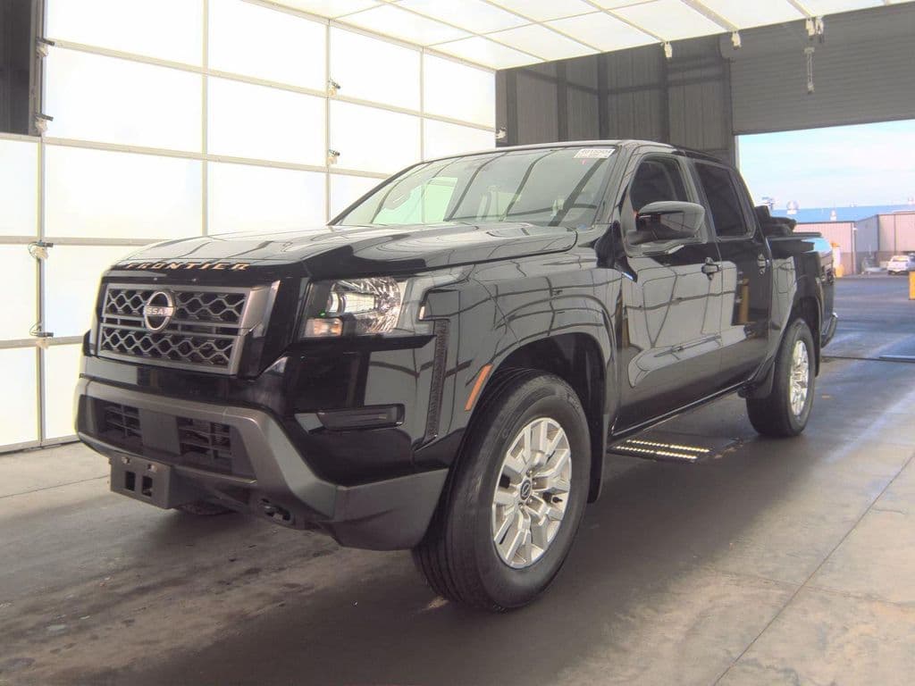 2022 Nissan Frontier SV — photo 1 of 6