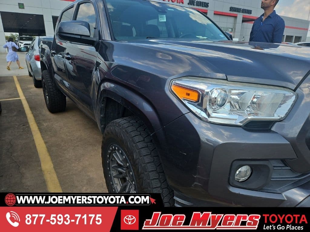 2020 Toyota Tacoma SR — photo 1 of 4