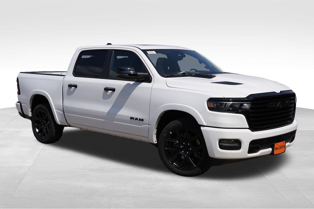 2027 RAM 1500 Laramie — photo 1 of 17