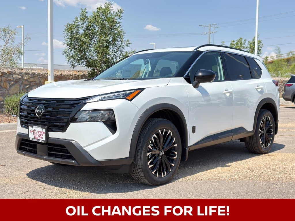 2026 Nissan Rogue Dark Armor — photo 1 of 37