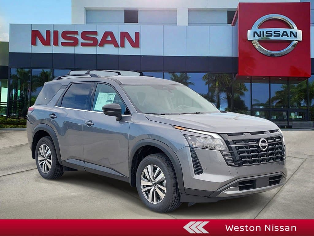 2026 Nissan Pathfinder SL — photo 1 of 17