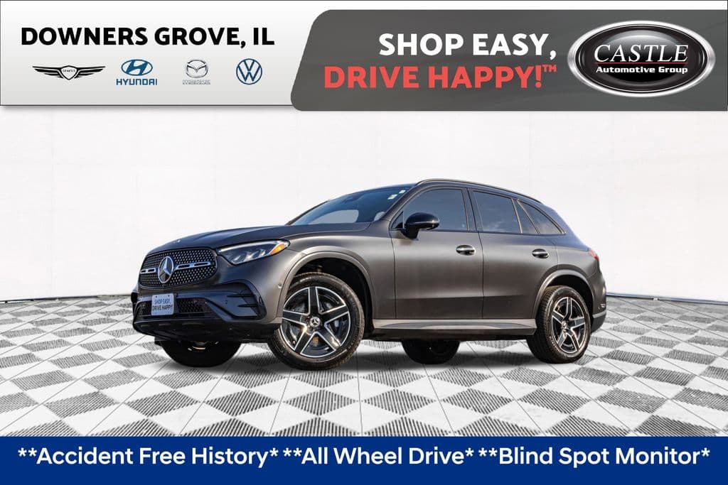2024 Mercedes-Benz GLC GLC 300 — photo 1 of 38