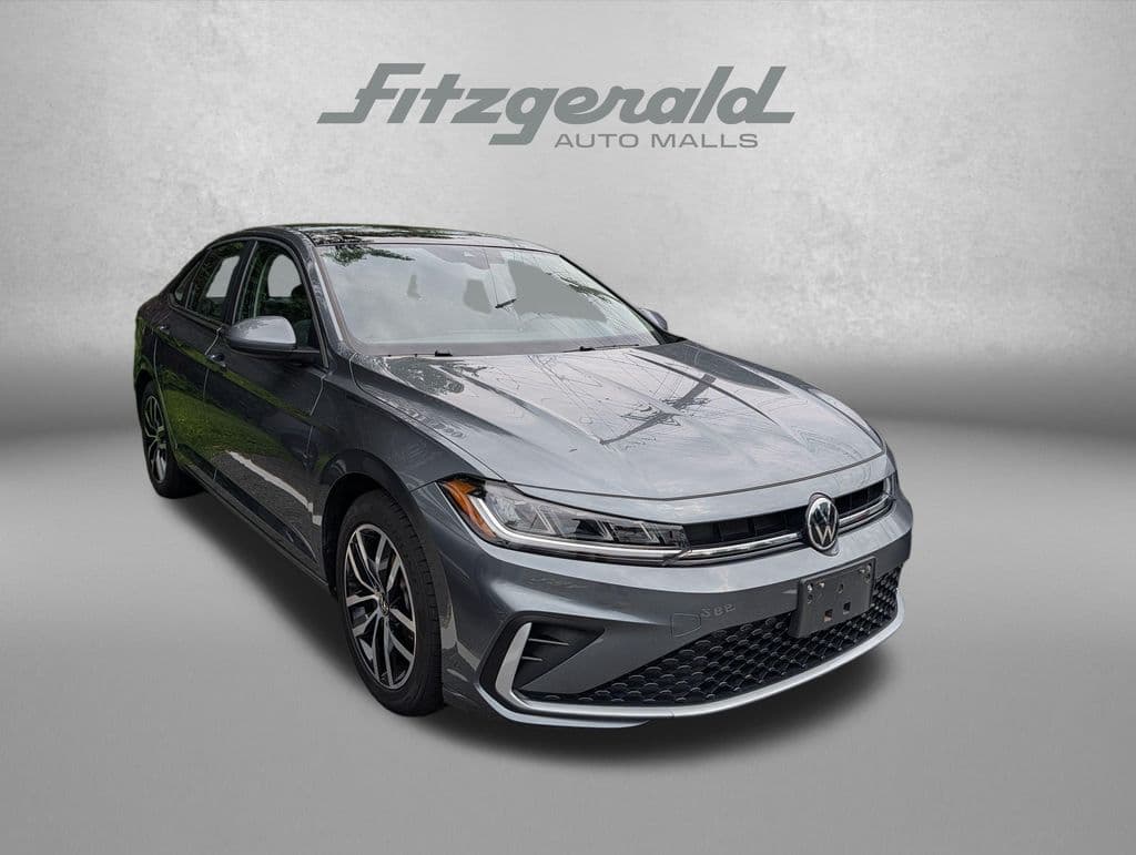 2025 Volkswagen Jetta SE — photo 1 of 6
