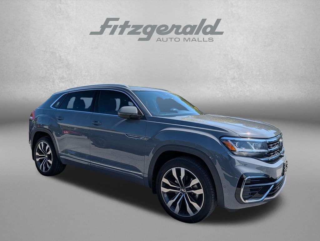 2022 Volkswagen Atlas Cross Sport 3.6L V6 SEL Premium R-Line — photo 1 of 5