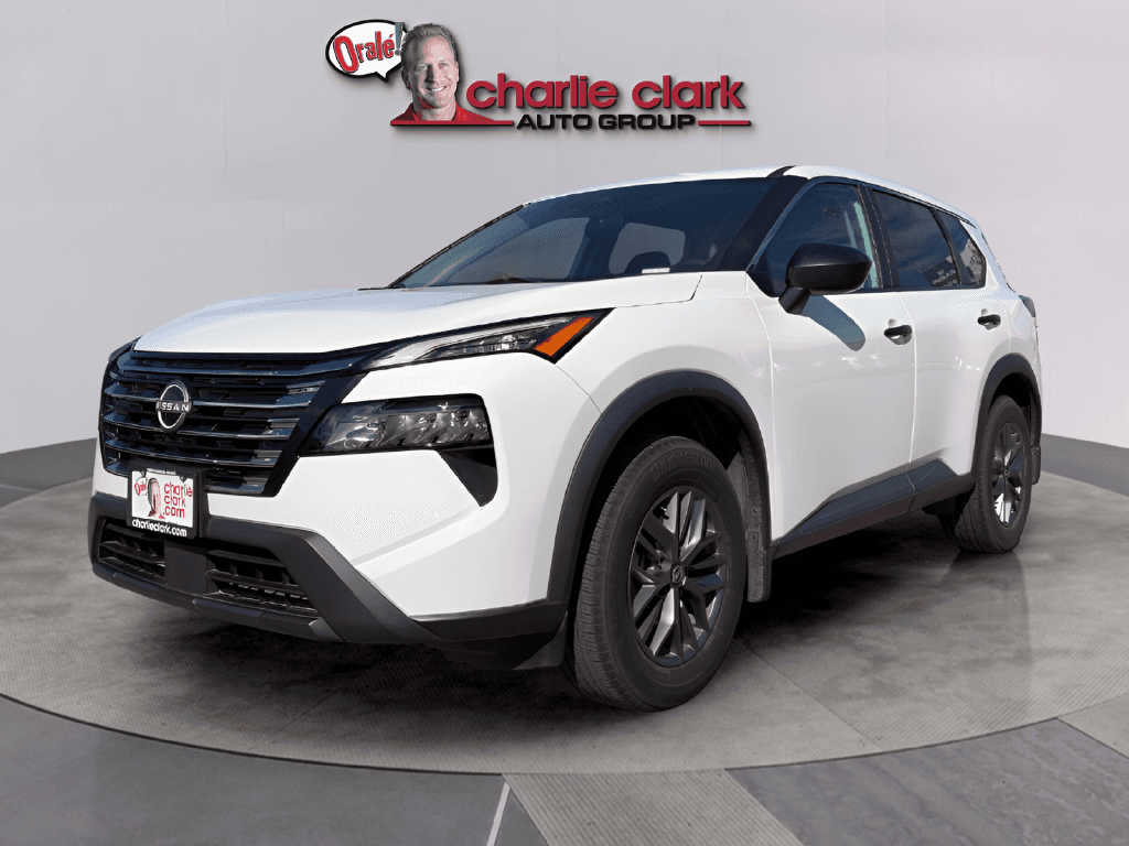 2024 Nissan Rogue S — photo 1 of 32