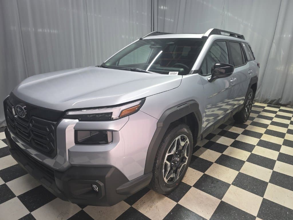 2026 Subaru Outback Touring — photo 1 of 18