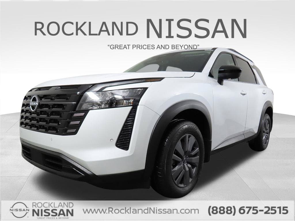 2026 Nissan Pathfinder SV — photo 1 of 36