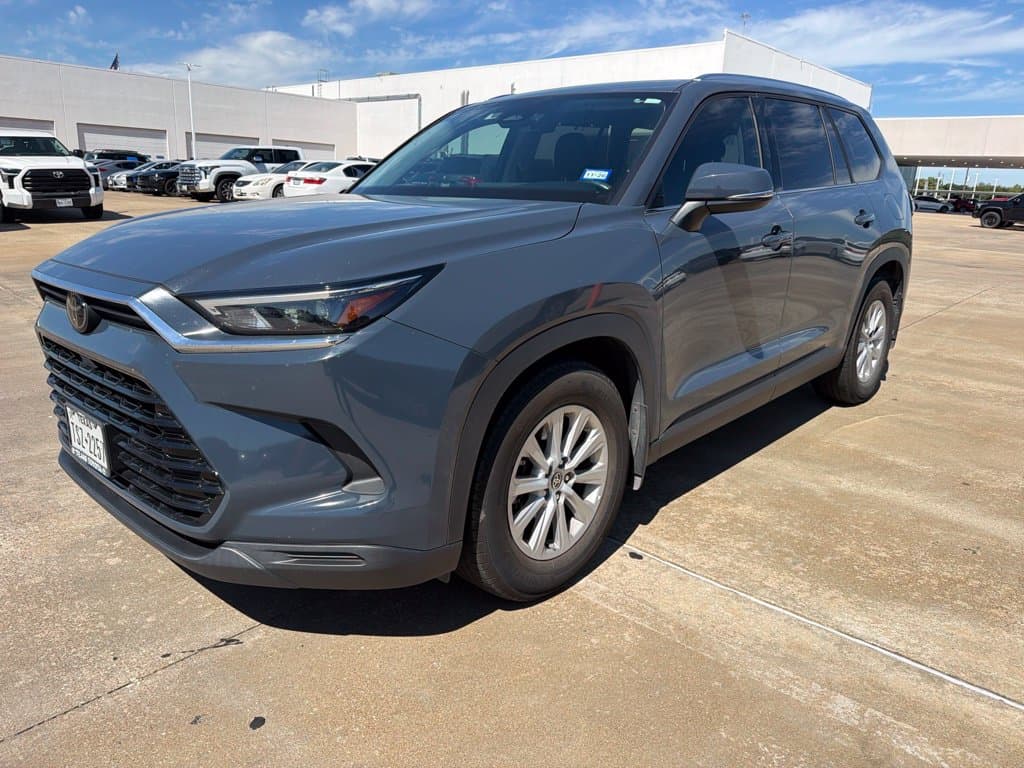 2024 Toyota Grand Highlander XLE — photo 1 of 7