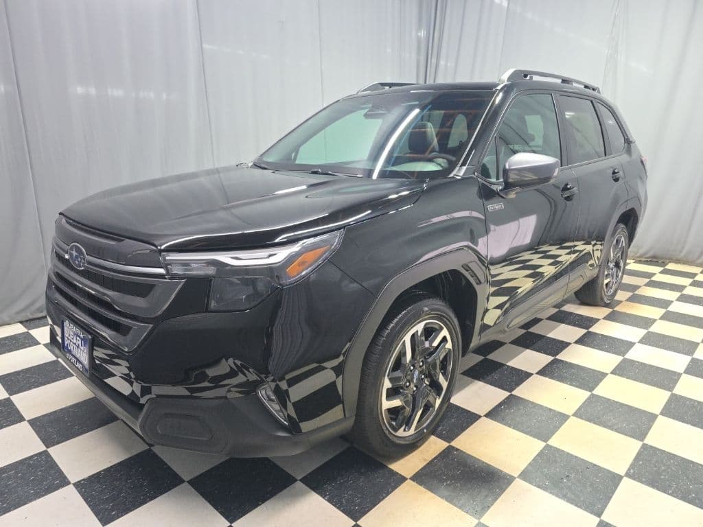 2026 Subaru Forester Premium Hybrid — photo 1 of 16