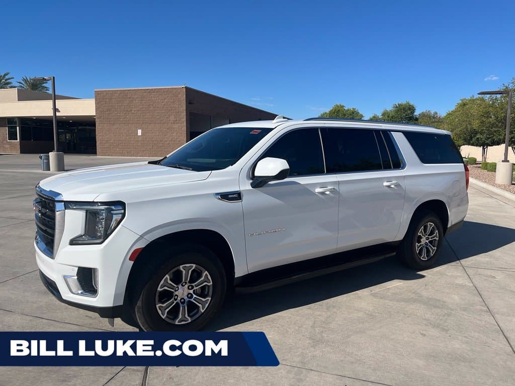 2023 GMC Yukon XL SLE — photo 1 of 29