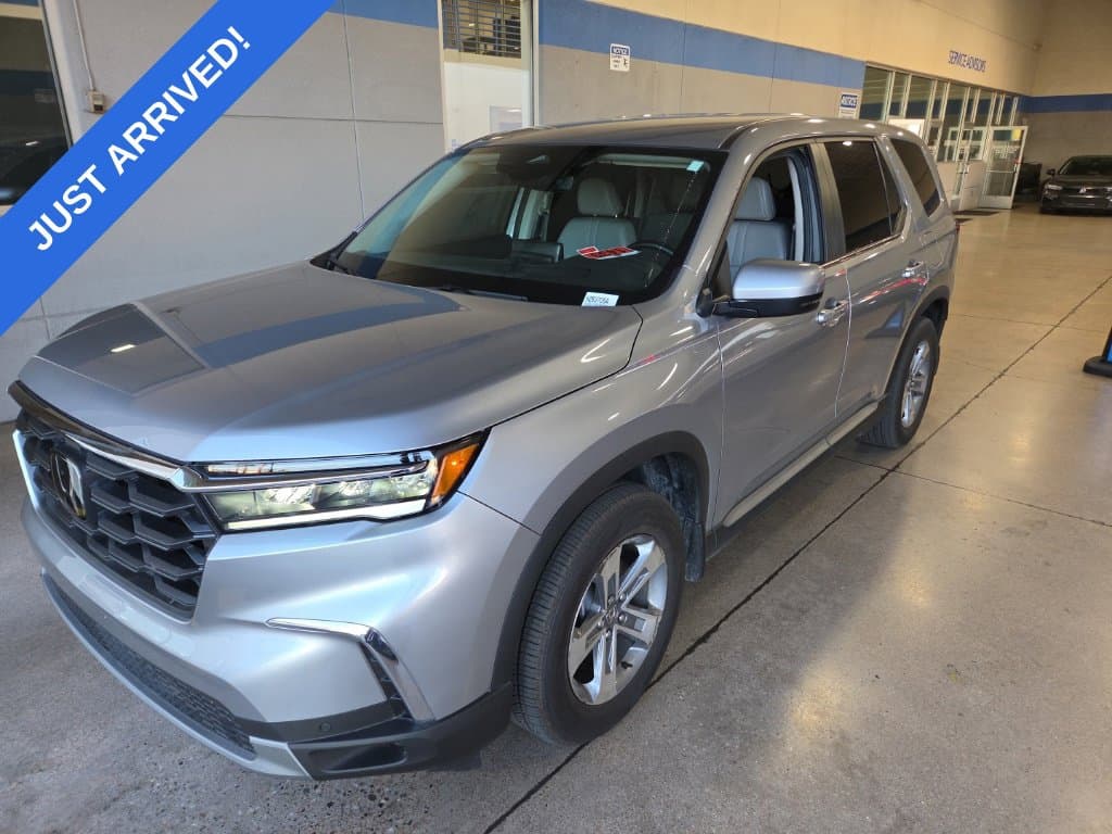 2025 Honda Pilot EX-L — photo 1 of 6