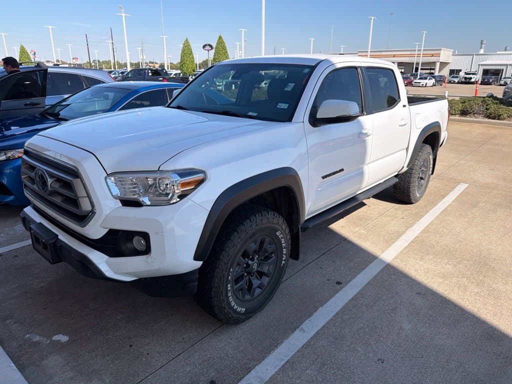 2021 Toyota Tacoma 4WD SR5 — photo 1 of 9