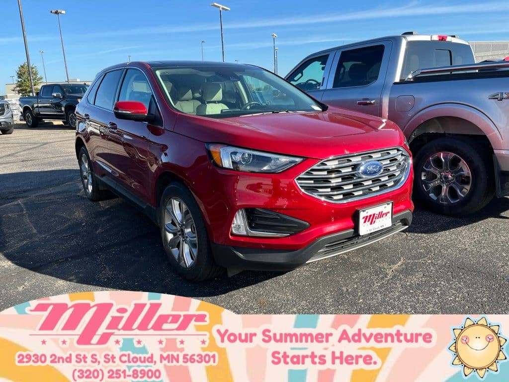 2022 Ford Edge Titanium — photo 1 of 4