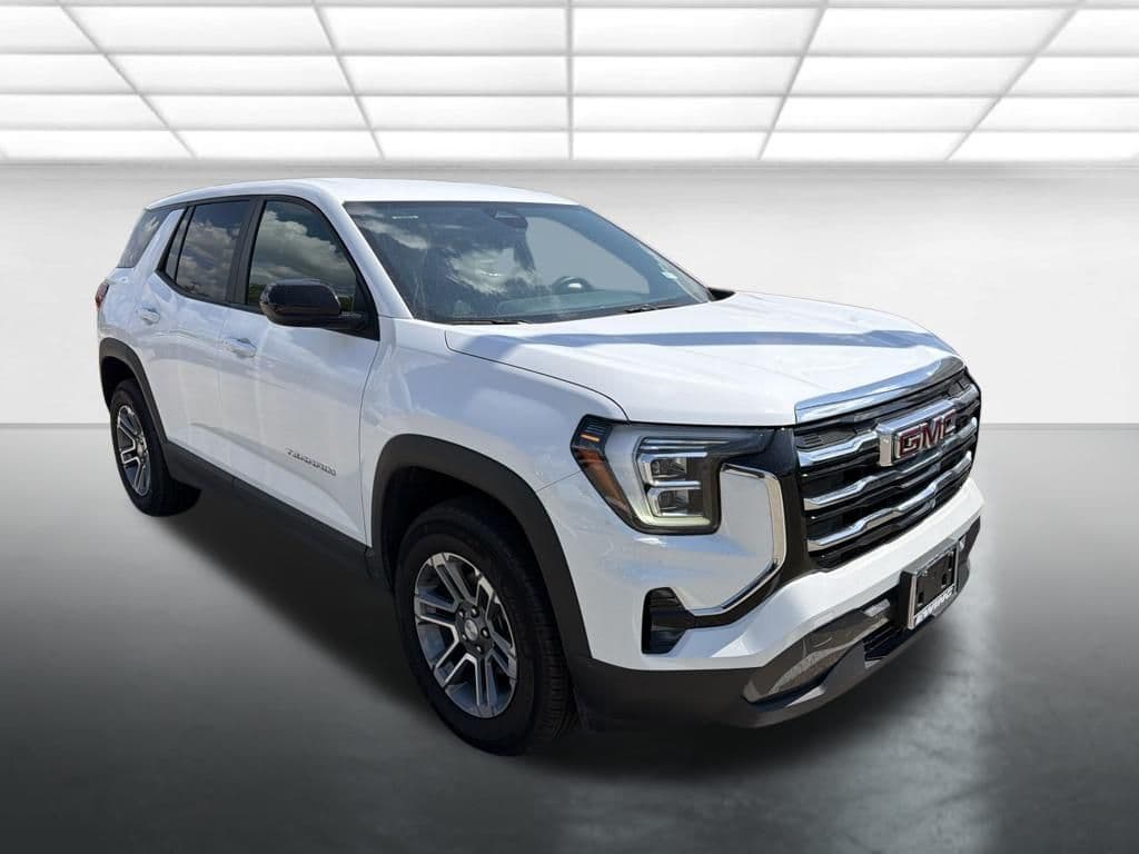 2025 GMC Terrain AWD Elevation — photo 1 of 11