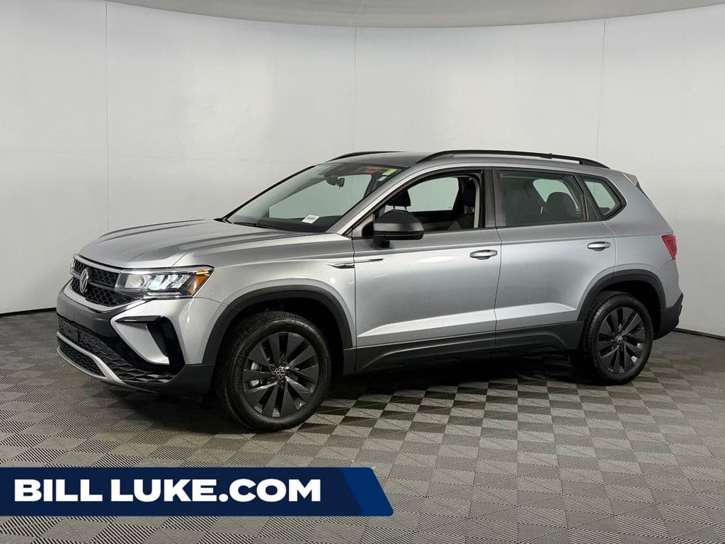 2024 Volkswagen Taos 1.5T S — photo 1 of 42