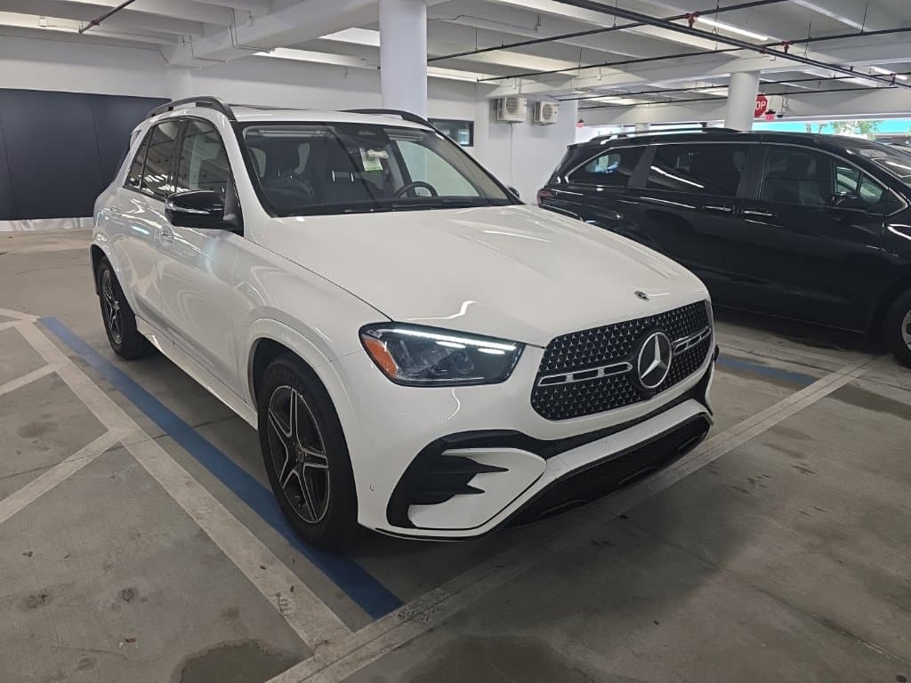 2025 Mercedes-Benz GLE GLE 450 — photo 1 of 4