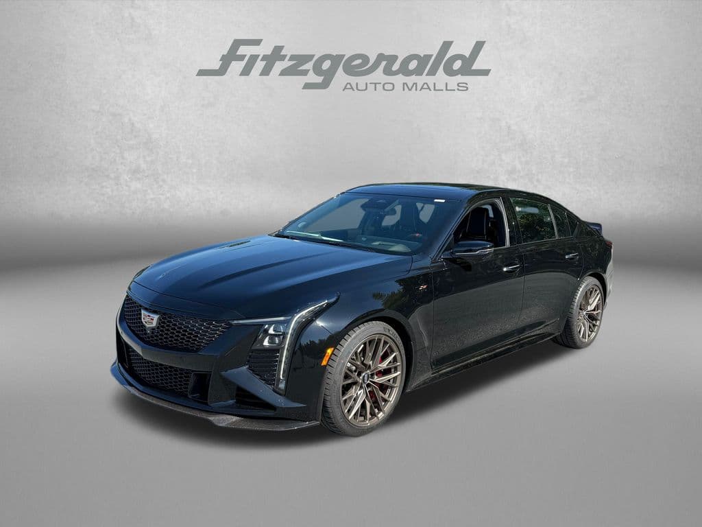 2026 Cadillac XT5 Luxury — photo 1 of 39