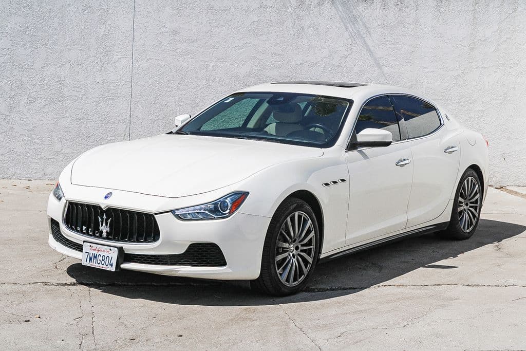 2017 Maserati Ghibli S — photo 1 of 12