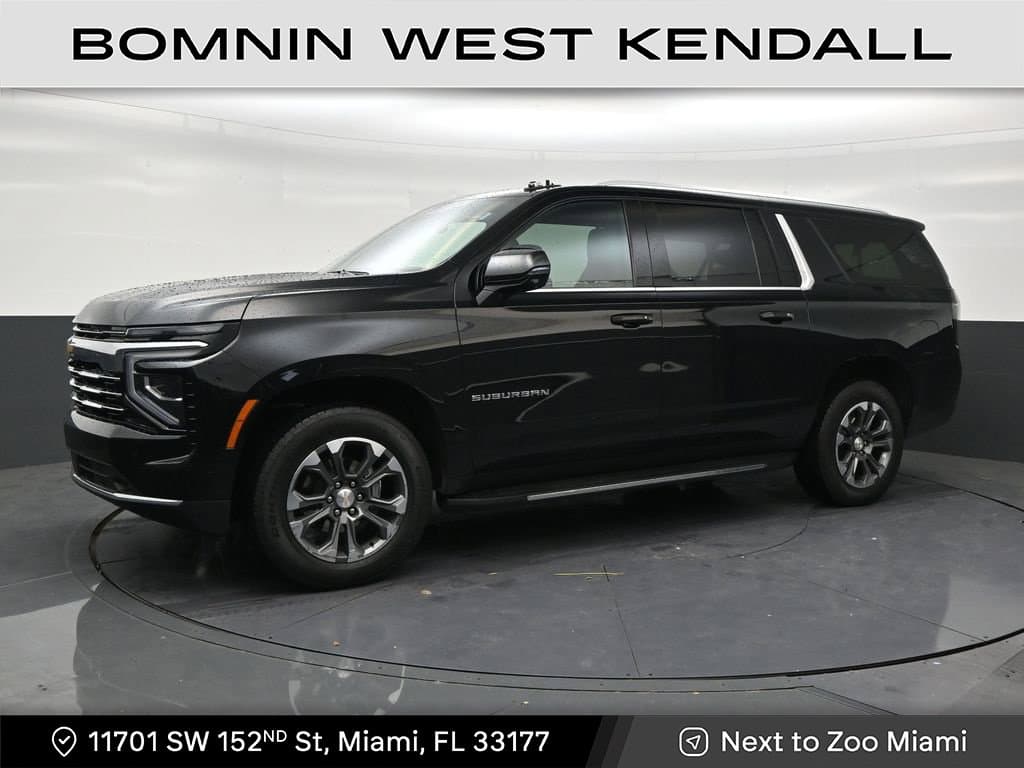 2026 Chevrolet Suburban LT — photo 1 of 33