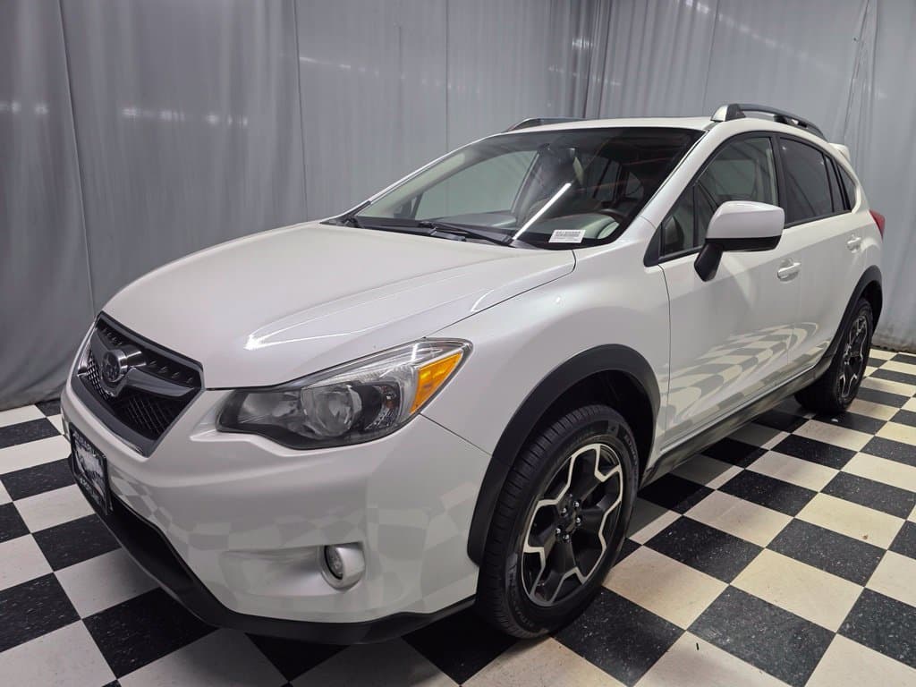 2013 Subaru XV Crosstrek Premium — photo 1 of 18
