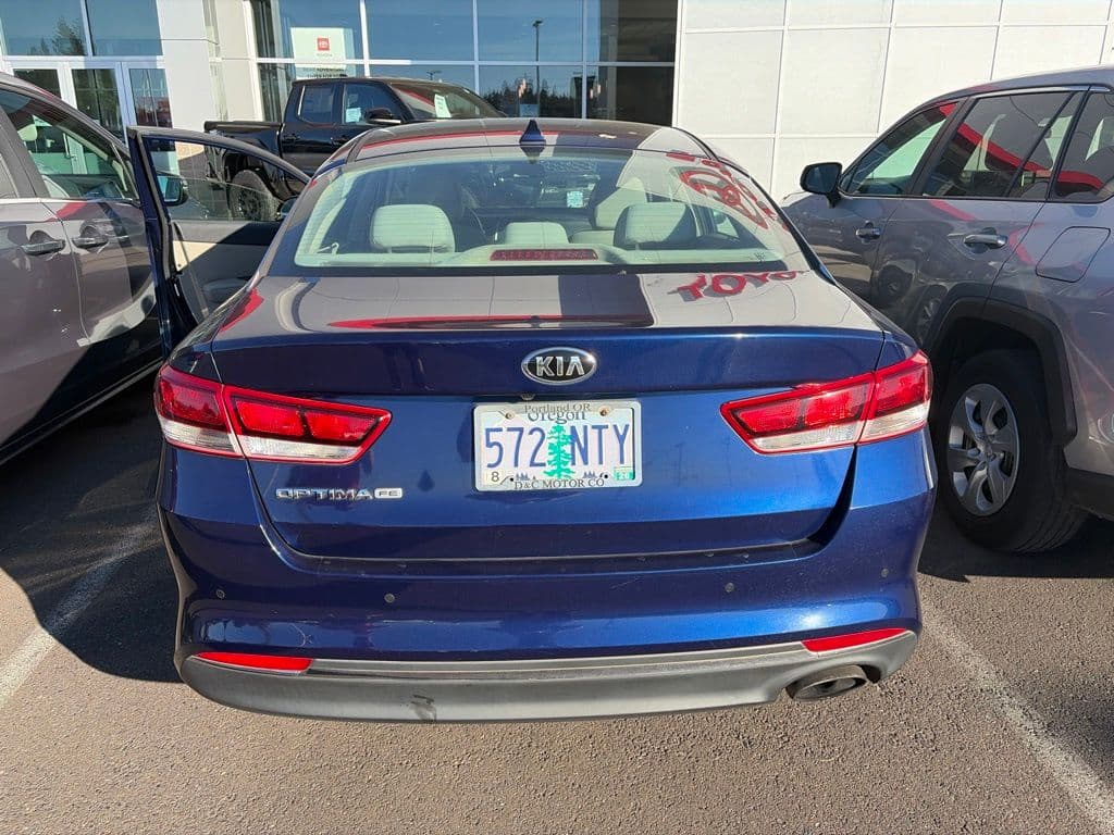 2018 Kia Optima LX — photo 1 of 10