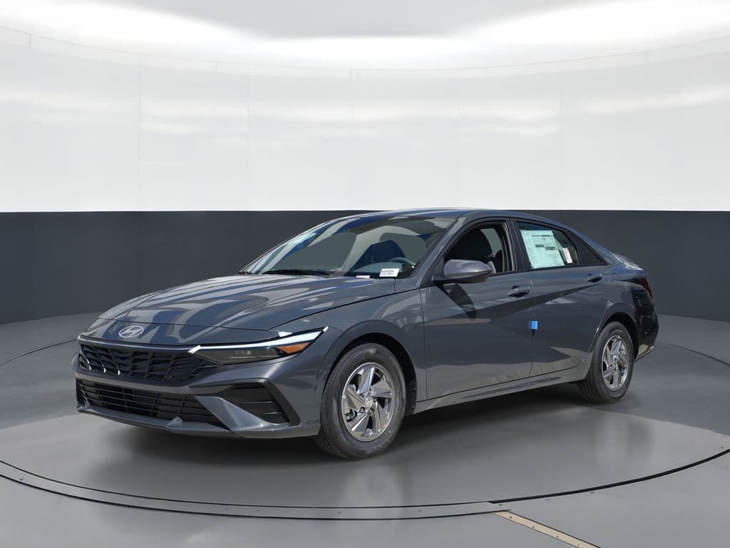2026 Hyundai Elantra SE — photo 1 of 25