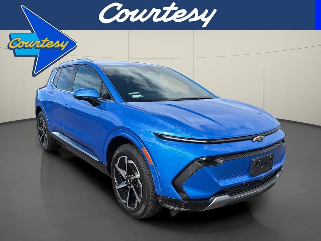 2024 Chevrolet Equinox EV LT — photo 1 of 17