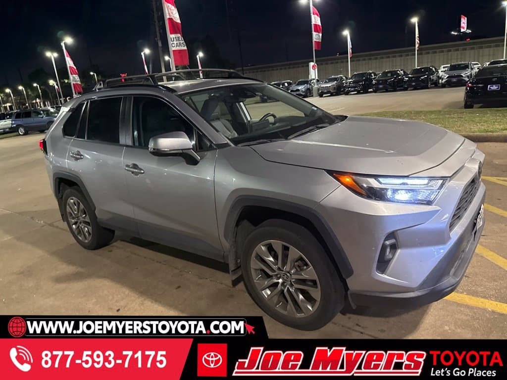 2023 Toyota RAV4 XLE Premium — photo 1 of 5