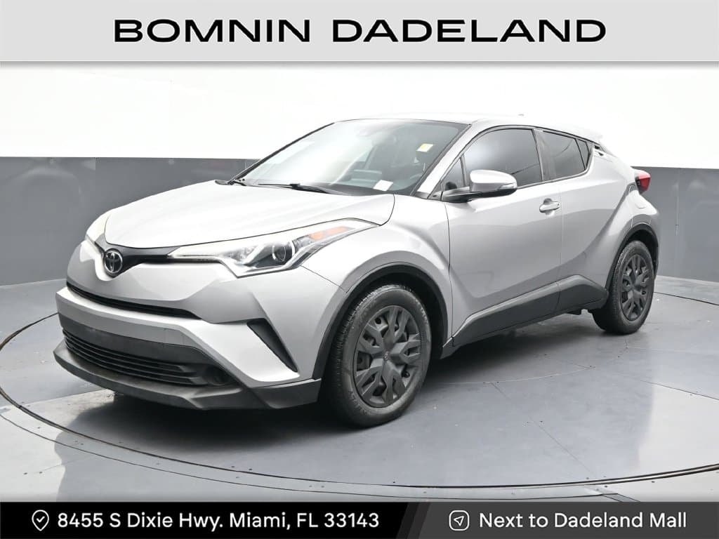 2019 Toyota C-HR LE — photo 1 of 33