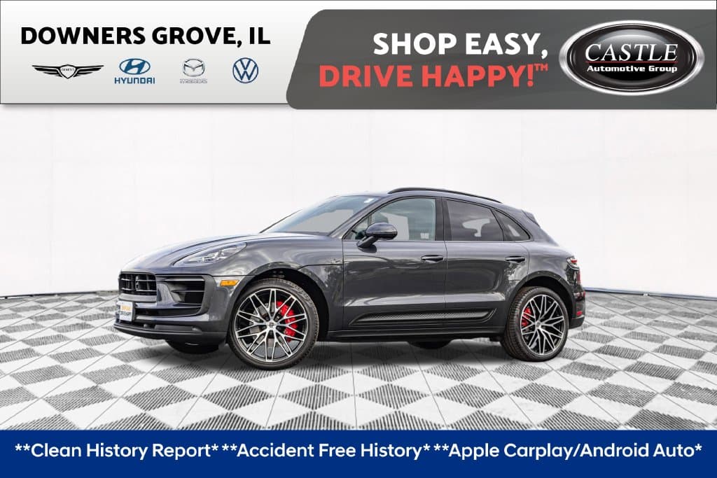 2023 Porsche Macan S — photo 1 of 38