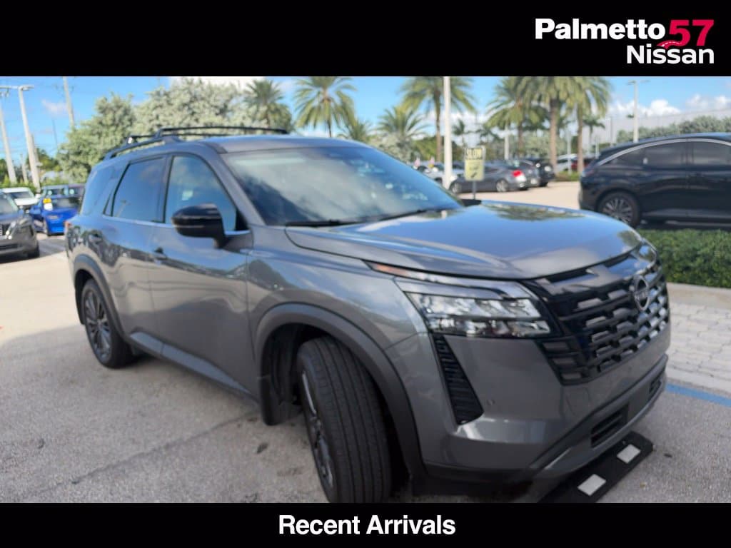 2026 Nissan Pathfinder SL — photo 1 of 12