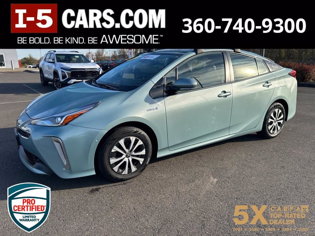 2019 Toyota Prius LE — photo 1 of 24