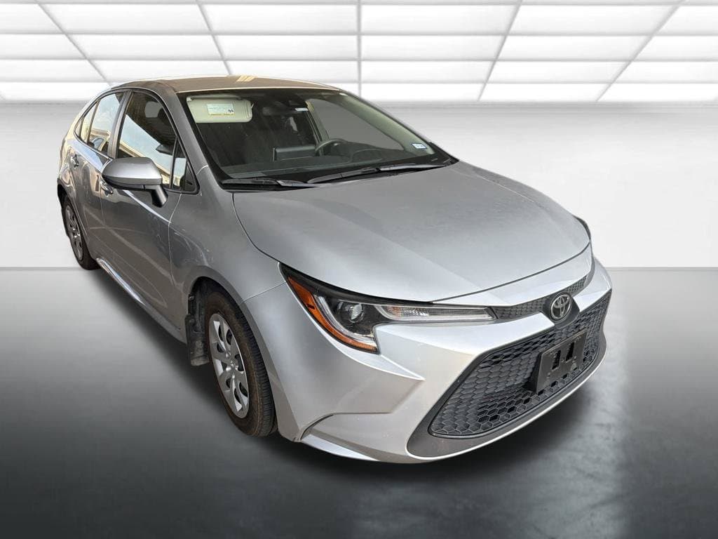 2021 Toyota Corolla LE — photo 1 of 11
