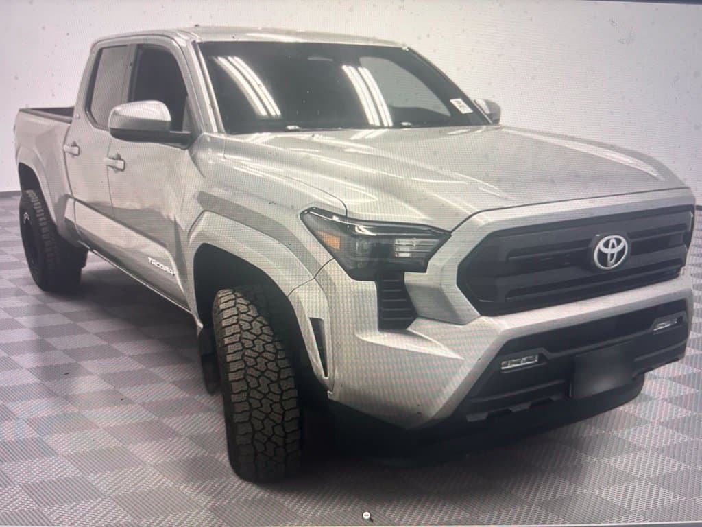 2025 Toyota Tacoma 4WD SR5 — photo 1 of 4