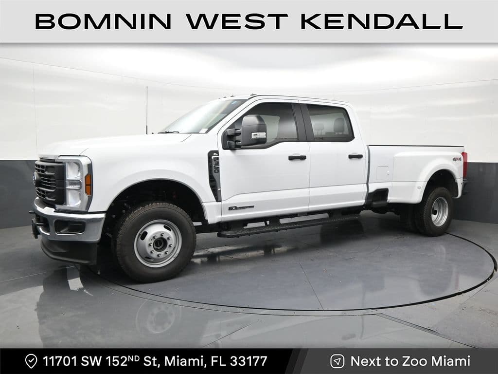 2026 Ford Super Duty F-350 DRW XL — photo 1 of 32