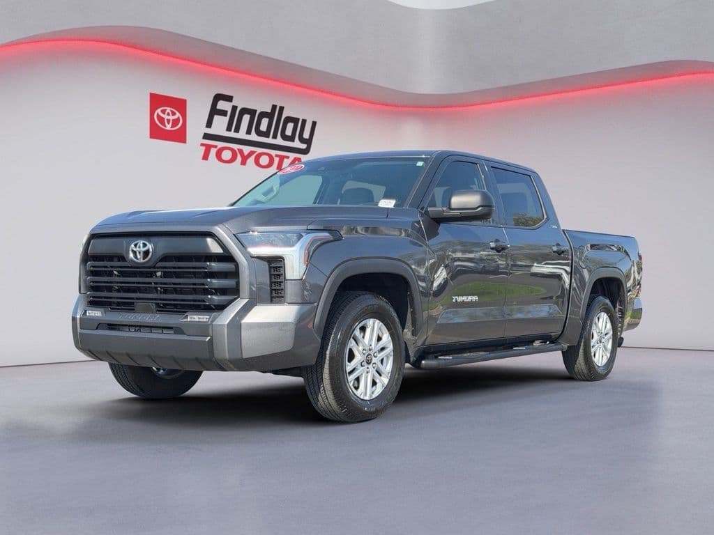 2022 Toyota Tundra SR5 — photo 1 of 29