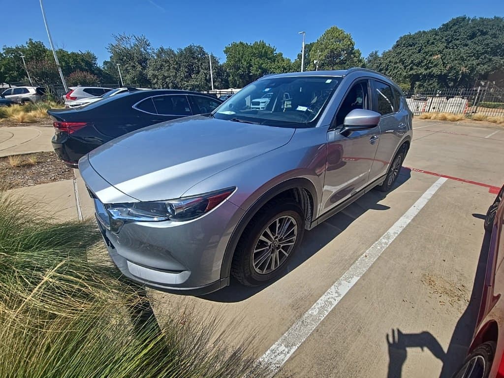 2017 Mazda CX-5 Touring — photo 1 of 23