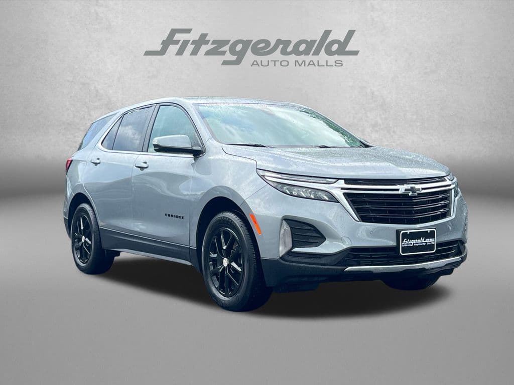 2024 Chevrolet Equinox LT — photo 1 of 33