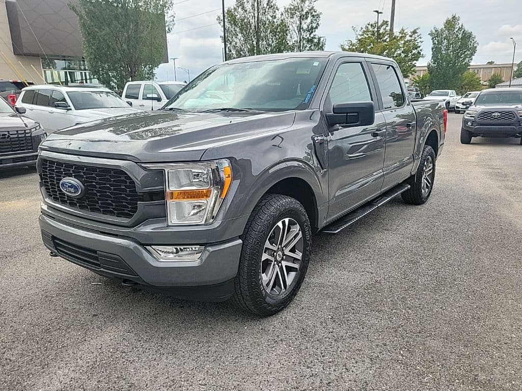 2021 Ford F-150 XL — photo 1 of 4