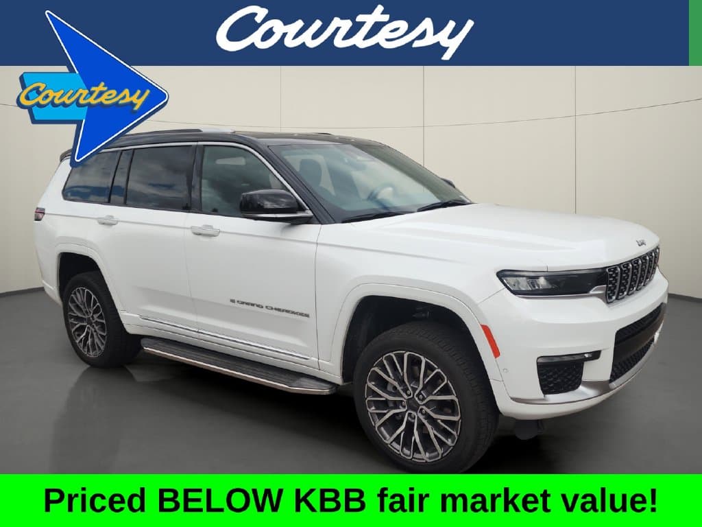 2021 Jeep Grand Cherokee L Summit — photo 1 of 19