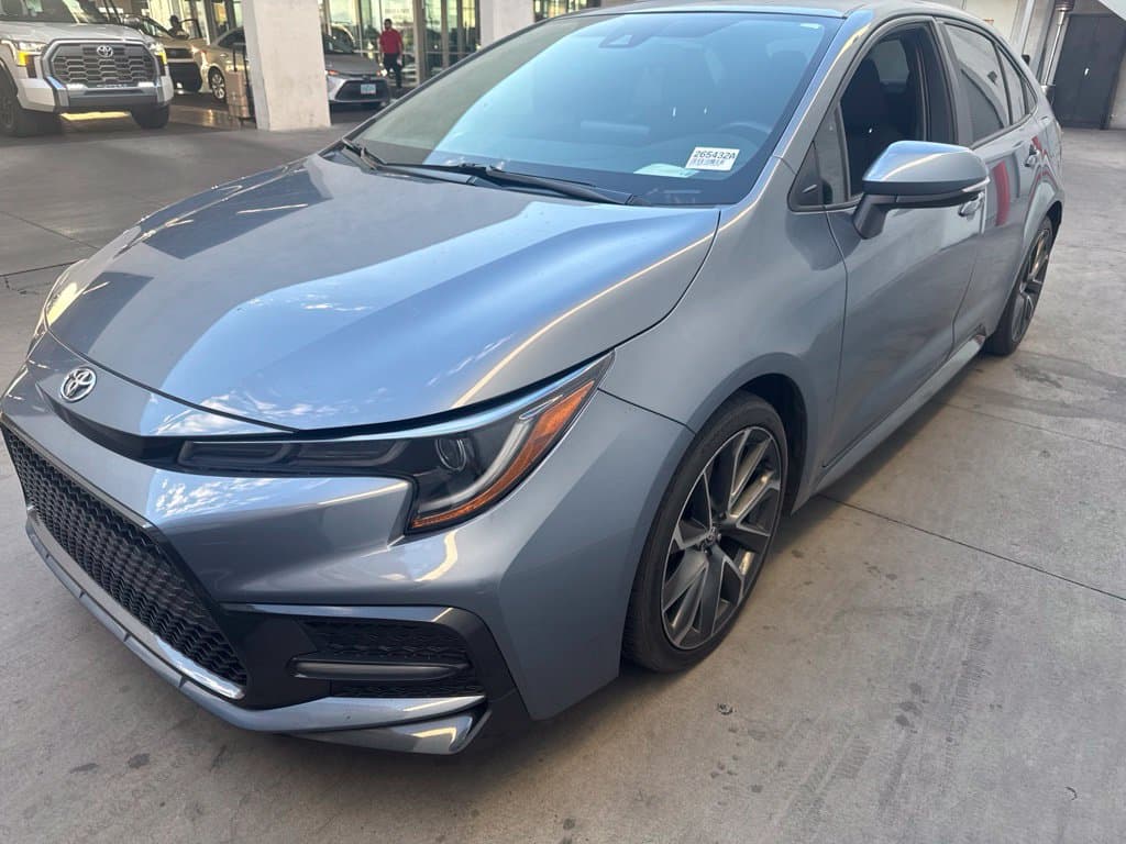 2022 Toyota Corolla SE — photo 1 of 4